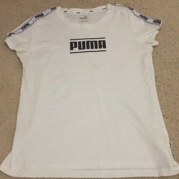 Tops - Puma shirt